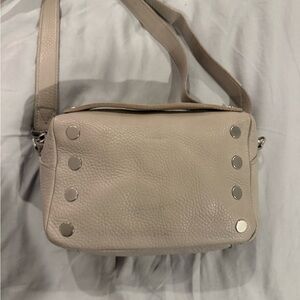 Hammit Evan Crossbody
